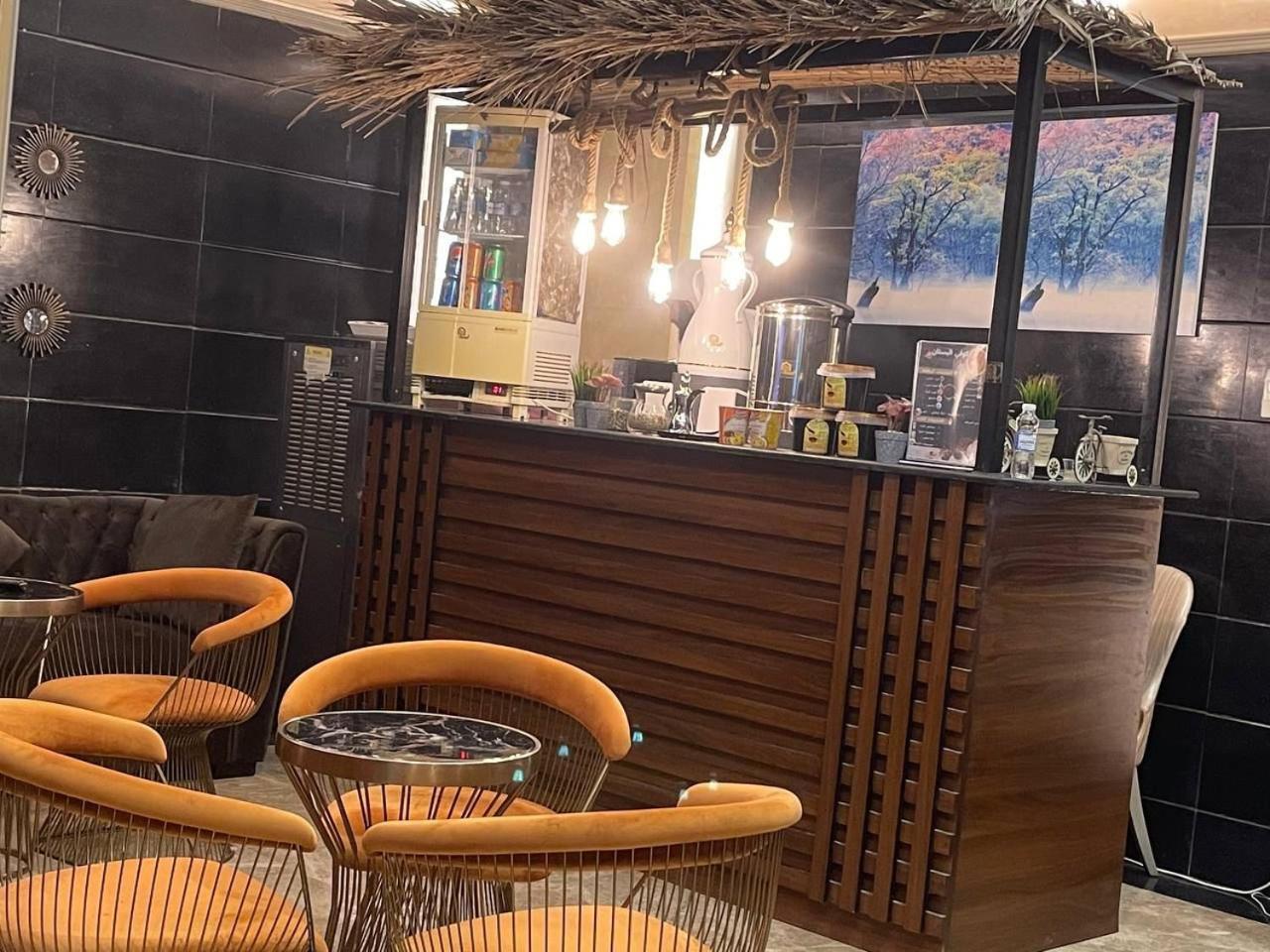 होटल के अलावा Al Bustan 4*